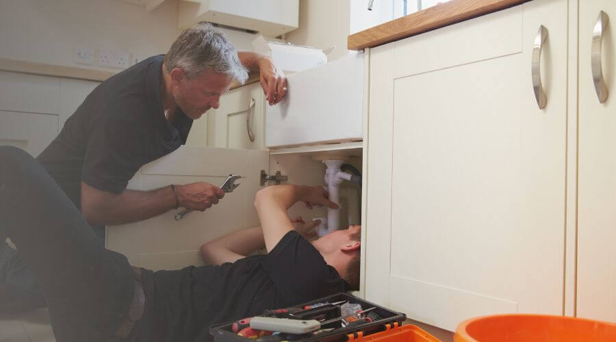 Professional burst pipe repair services in De Queen, AR